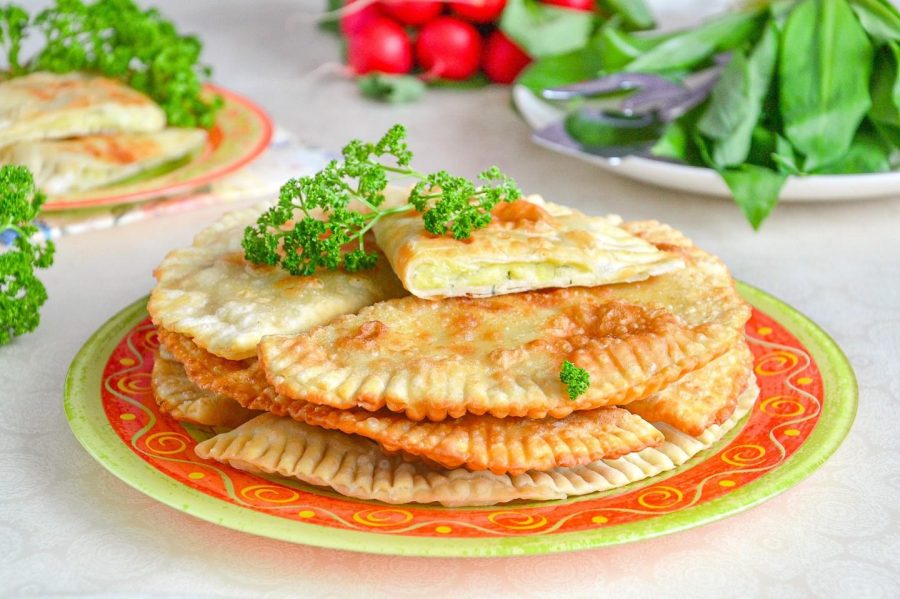 Чебурек с картофелем и шампиньонами