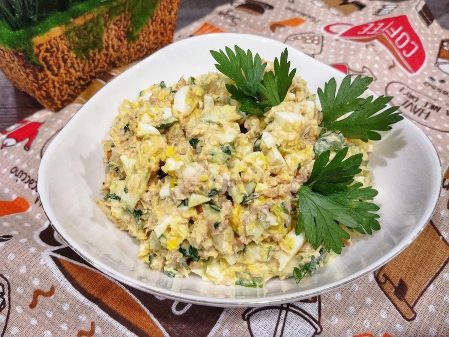 Салат из горбуши с картофелем