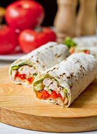 Сэндвич «Ролл «Цезарь» с курицей