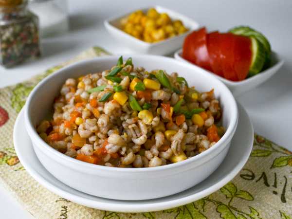 Каша перловая с овощами