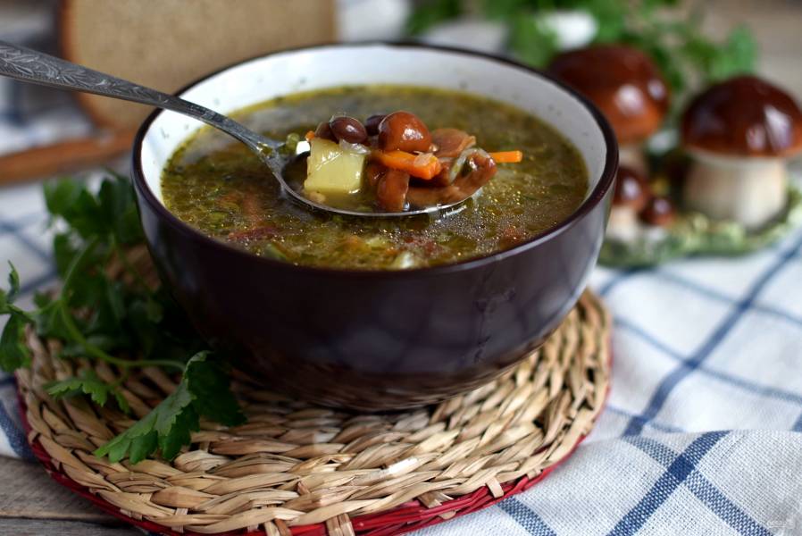 Суп фасолевый с грибами