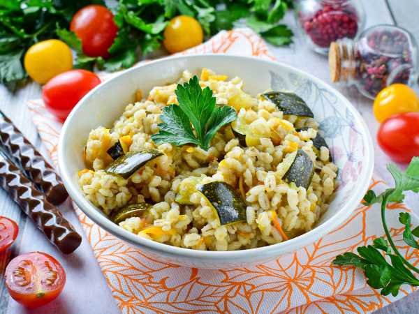 Перловка с кабачками